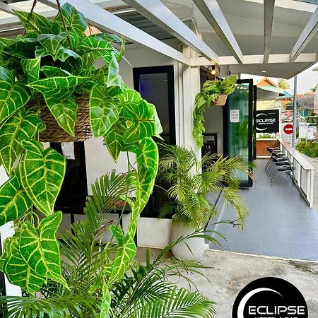 Eclipse Hostel And Bar Haad Rin Bagian luar foto