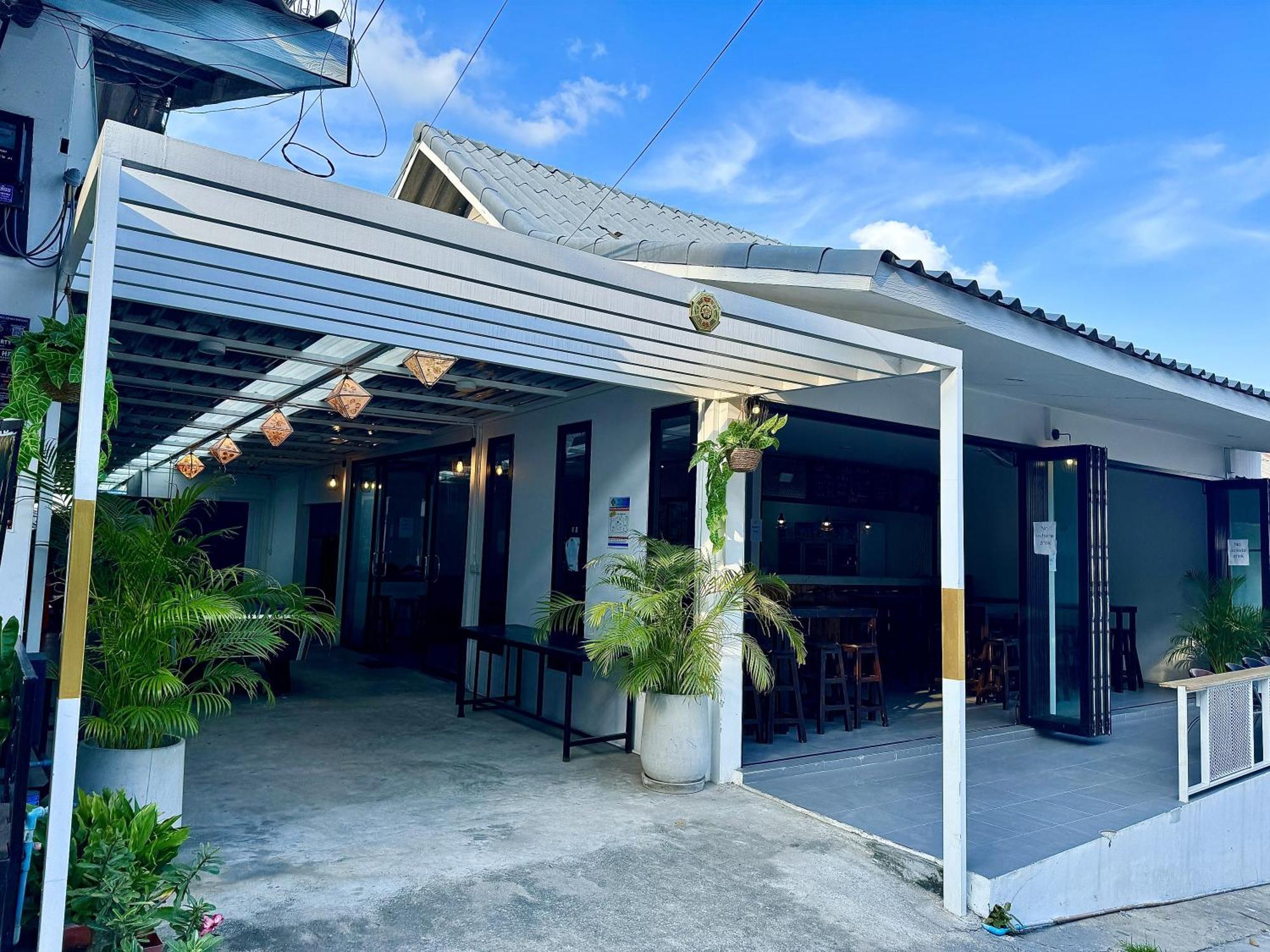 Eclipse Hostel And Bar Haad Rin Bagian luar foto