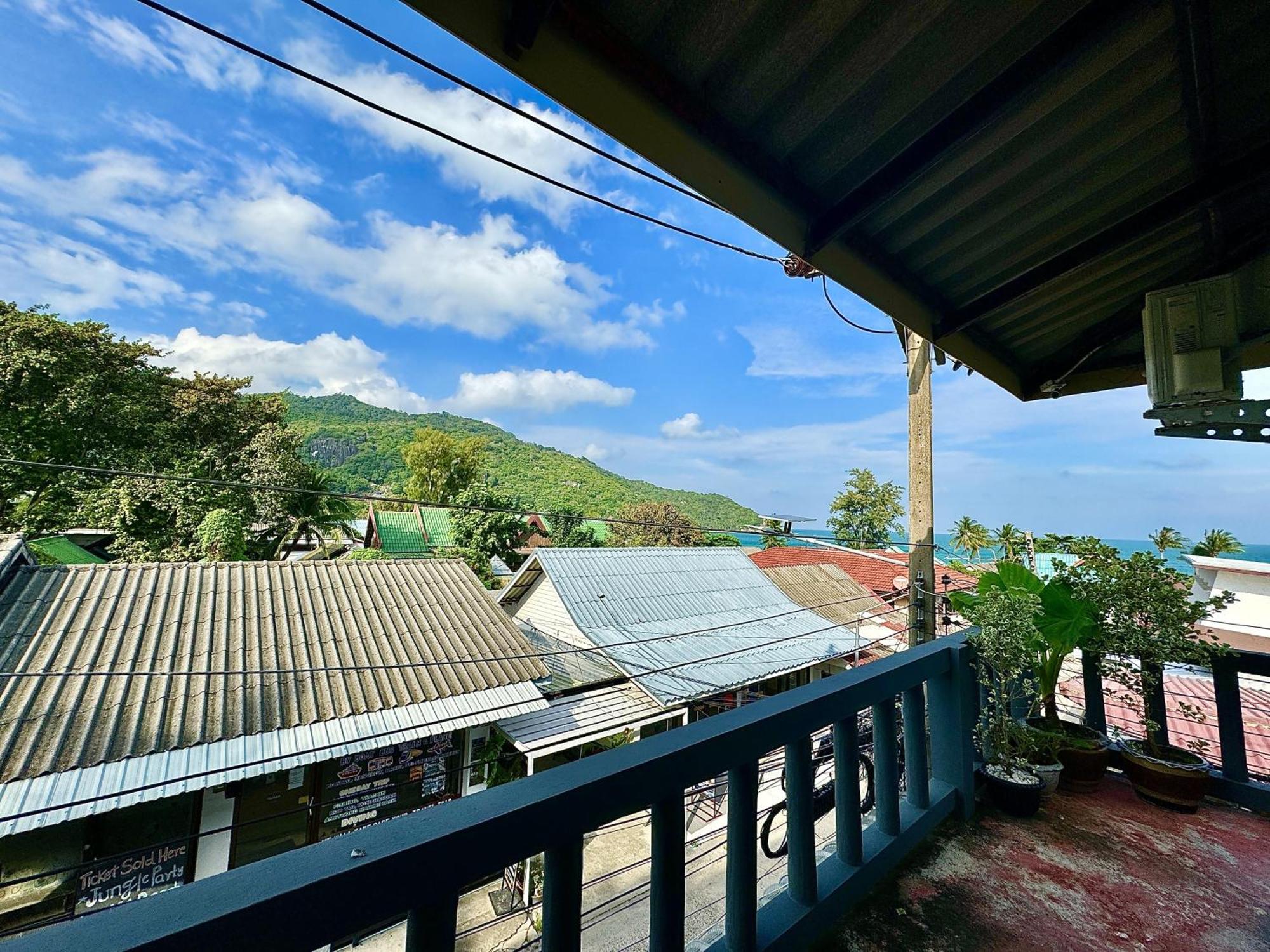 Eclipse Hostel And Bar Haad Rin Bagian luar foto