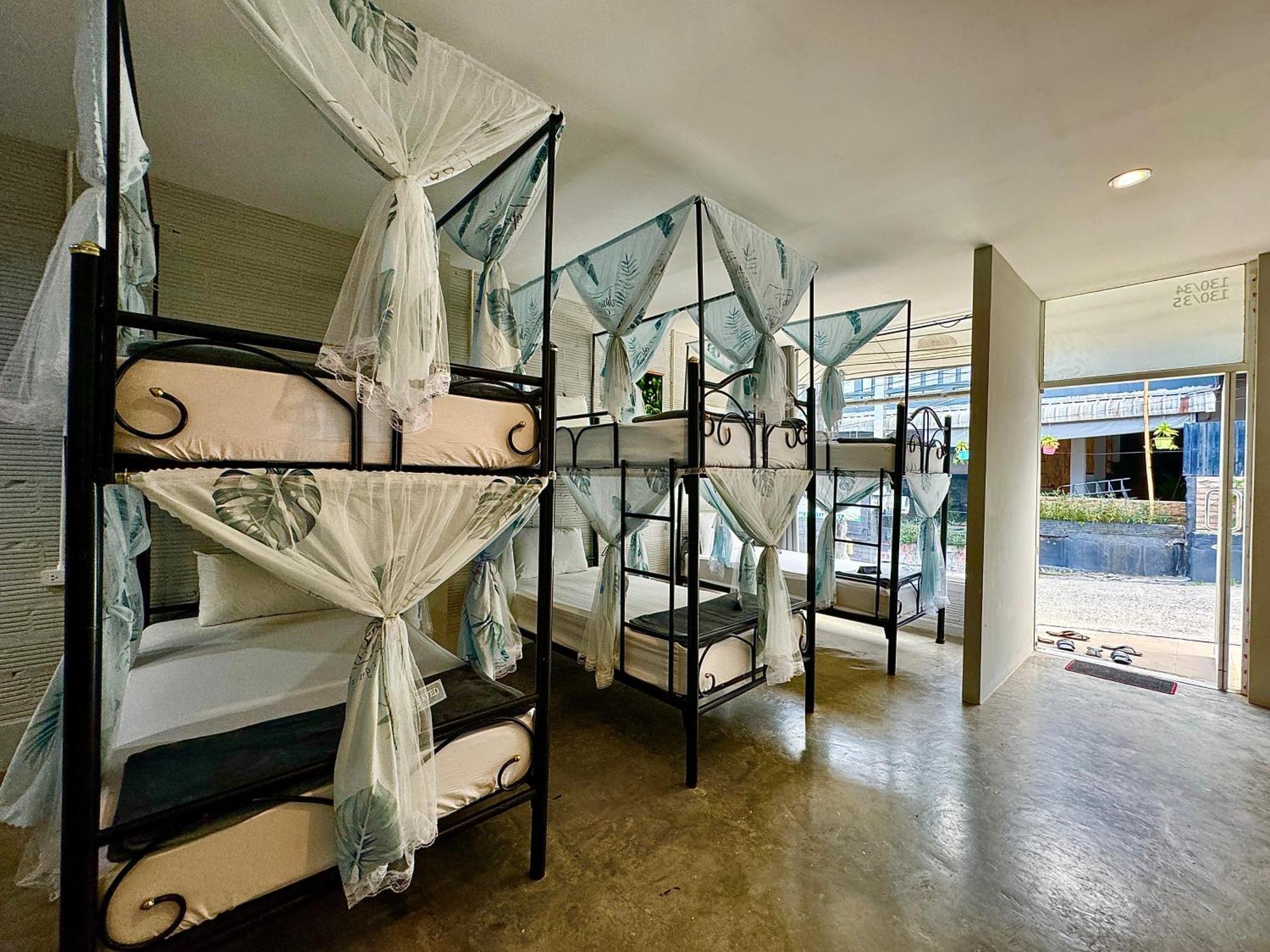 Eclipse Hostel And Bar Haad Rin Bagian luar foto