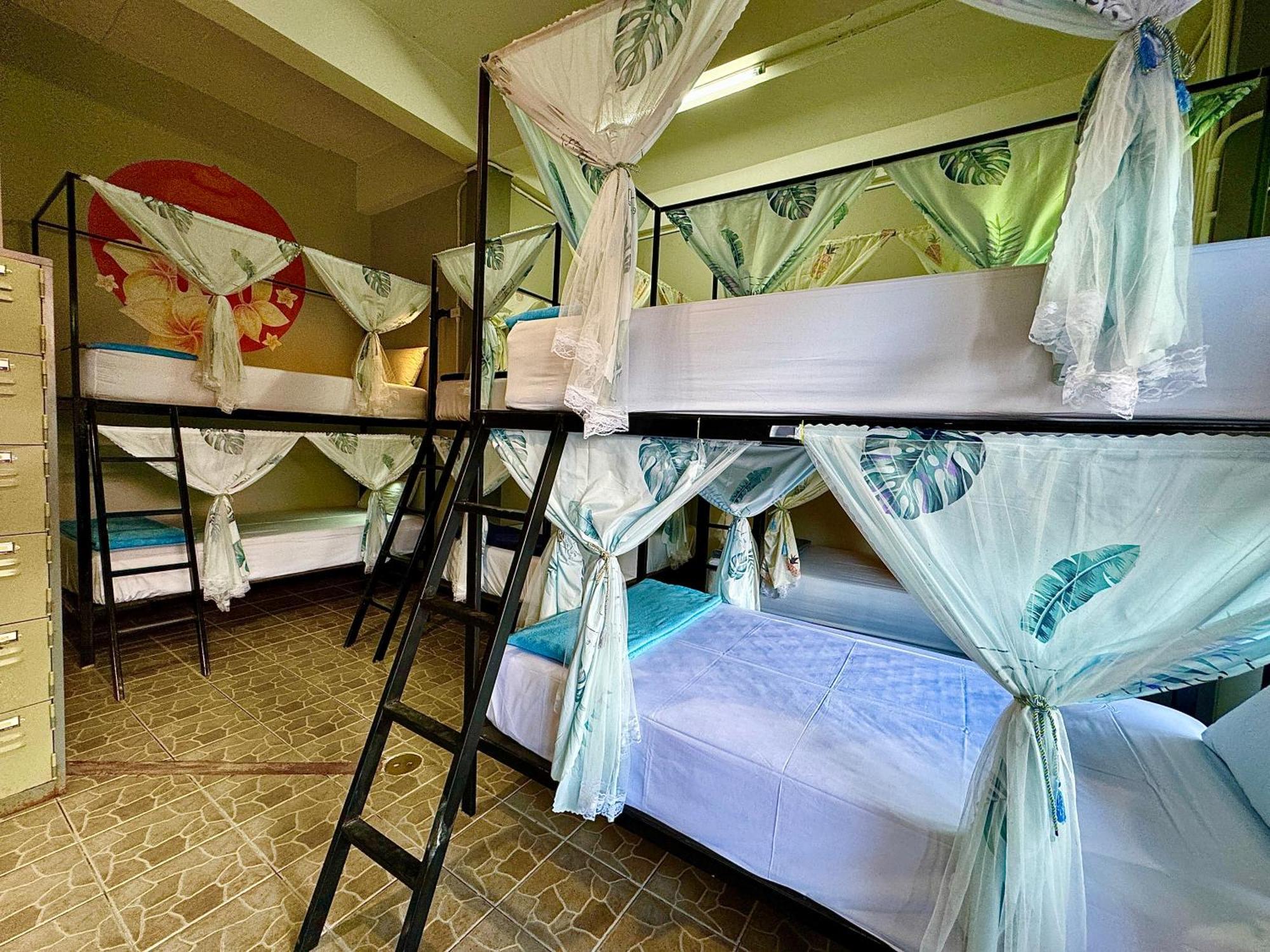 Eclipse Hostel And Bar Haad Rin Bagian luar foto