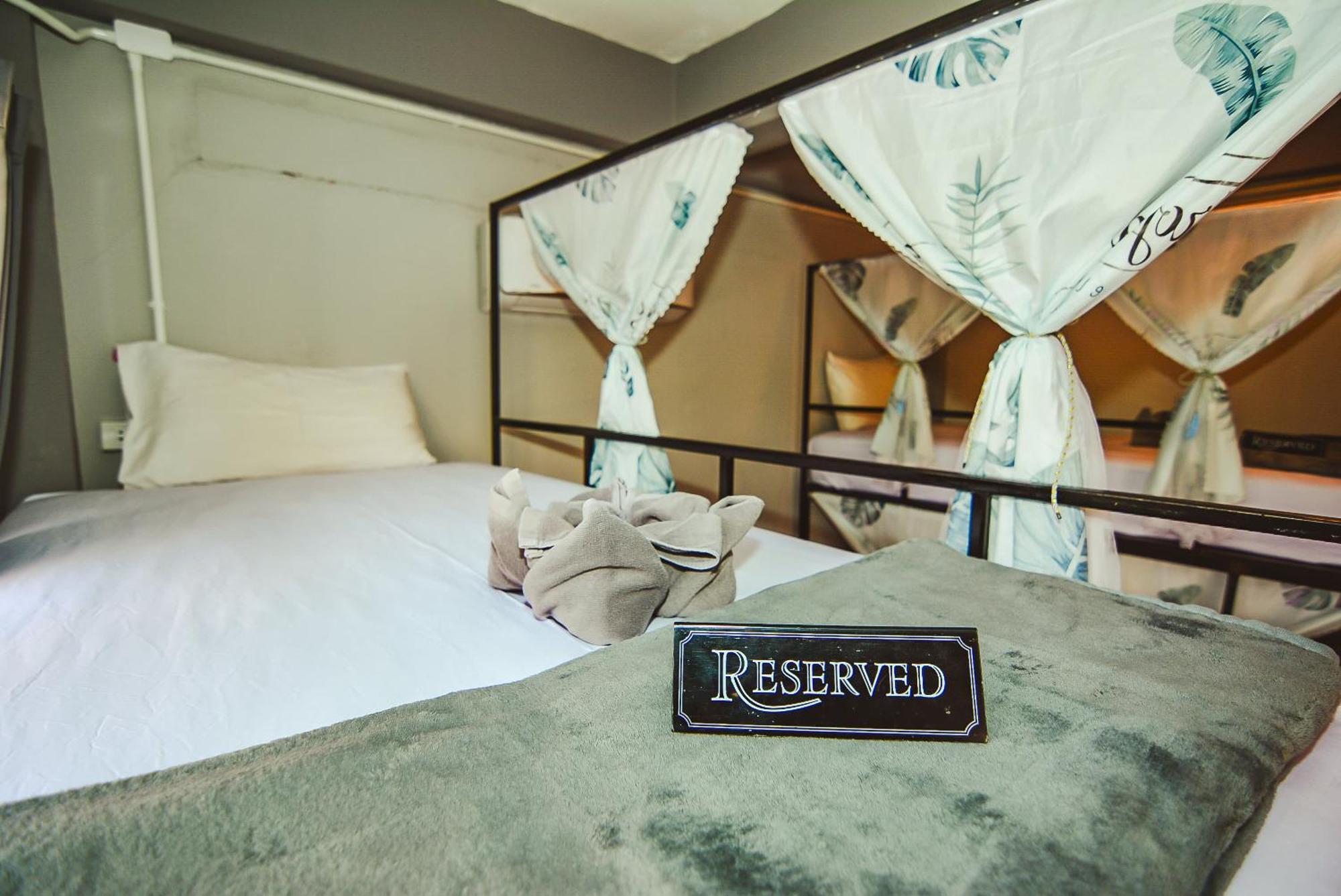 Eclipse Hostel And Bar Haad Rin Bagian luar foto
