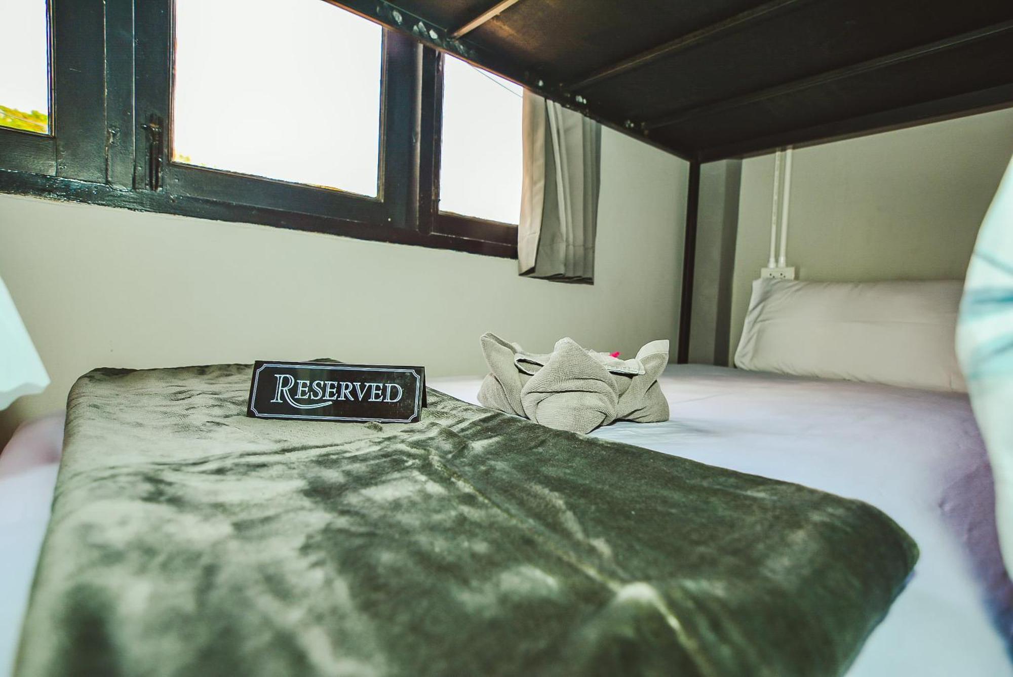 Eclipse Hostel And Bar Haad Rin Bagian luar foto