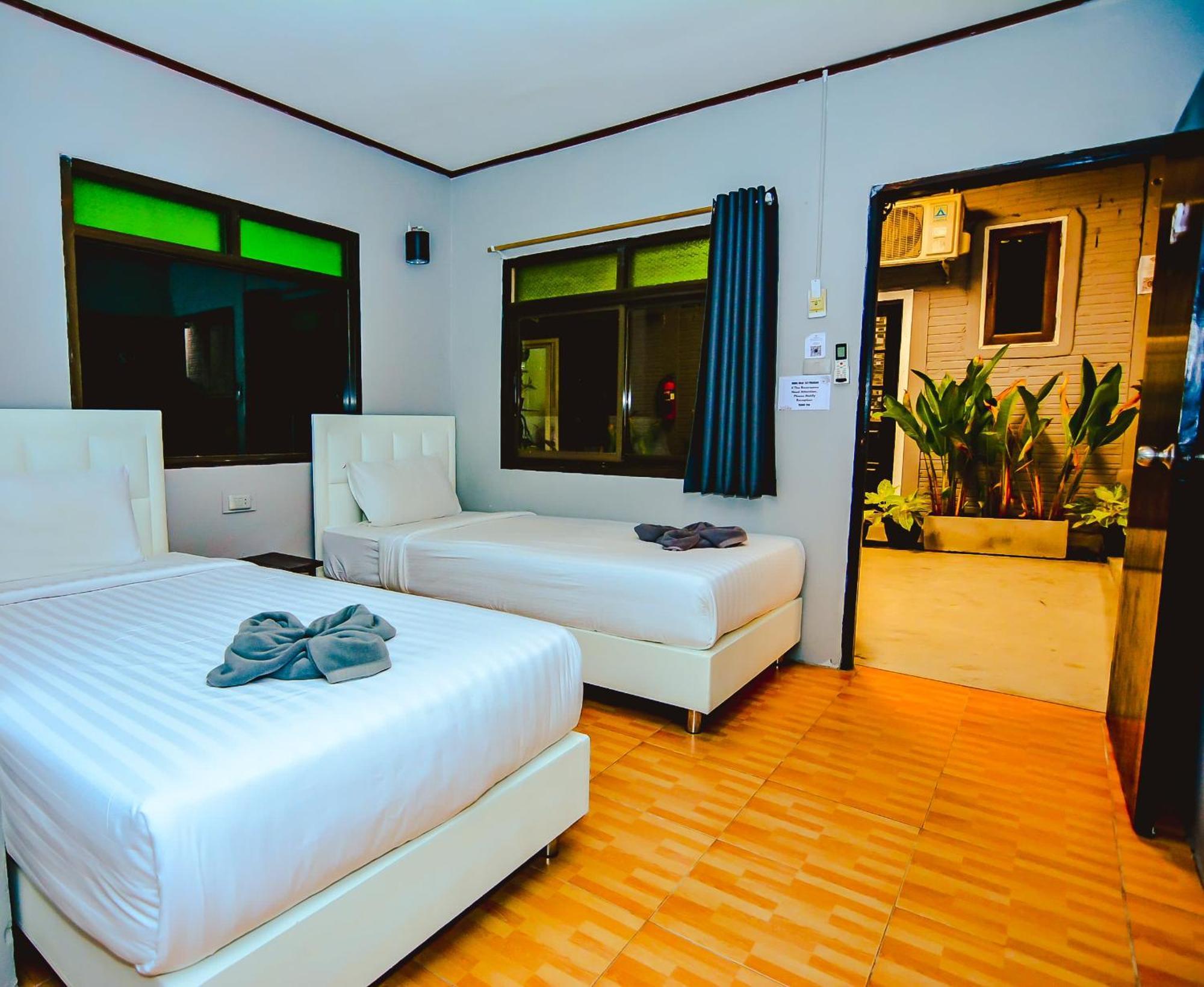 Eclipse Hostel And Bar Haad Rin Bagian luar foto